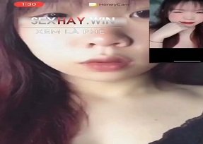 link sex vn moi Thấy thằng nhỏ là em lao vào bú liếm